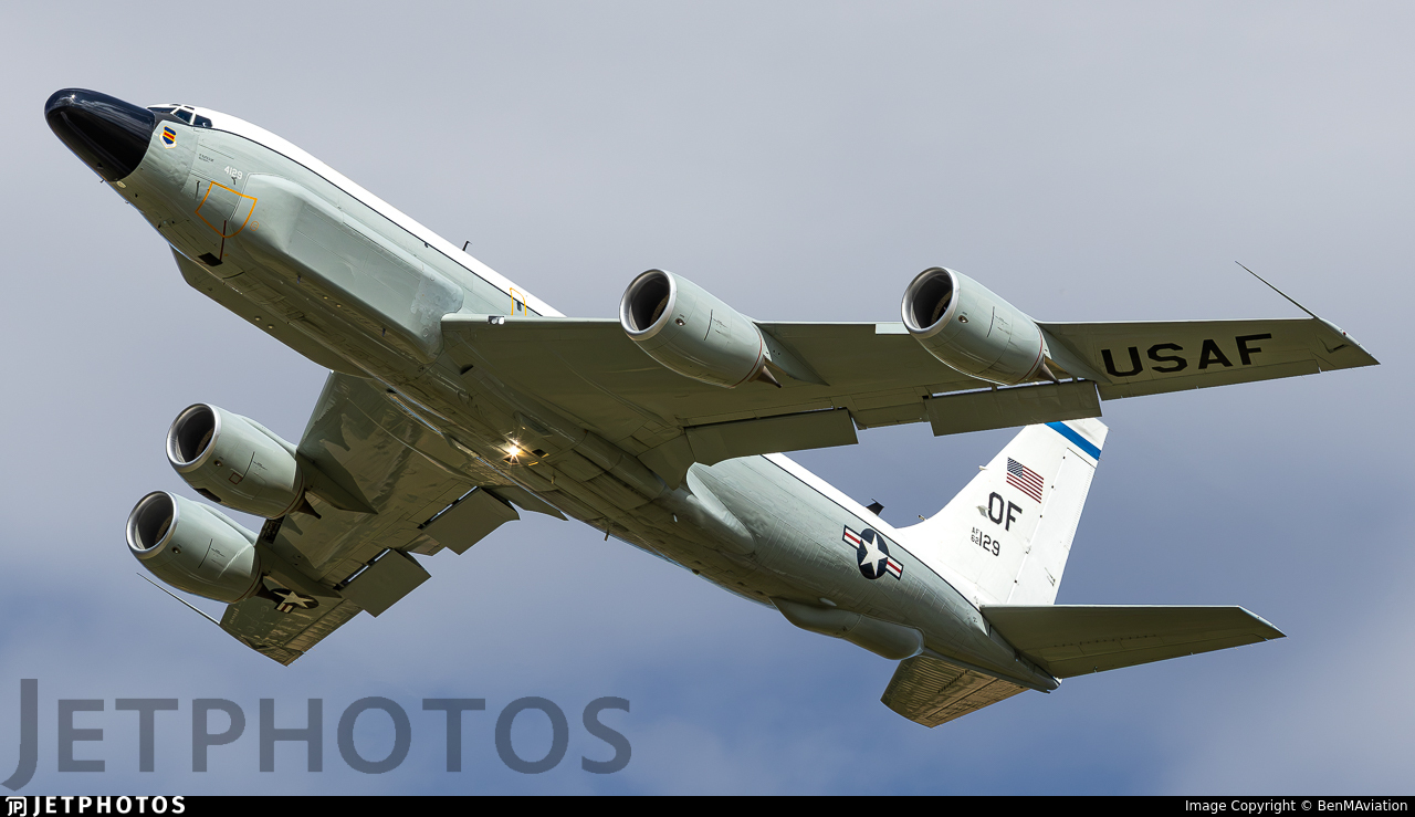 Boeing TC-135W Stratolifter